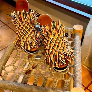 ANDRE ASSOUS MULTI COLOR WOVEN PLATFORM SANDALS (Spain Bambi) Made In Spain.